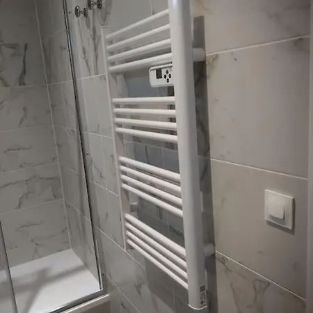 Apartment Le Petit Suc Du Puy En Velay , Hyper Centre ,calme ,parking Proche